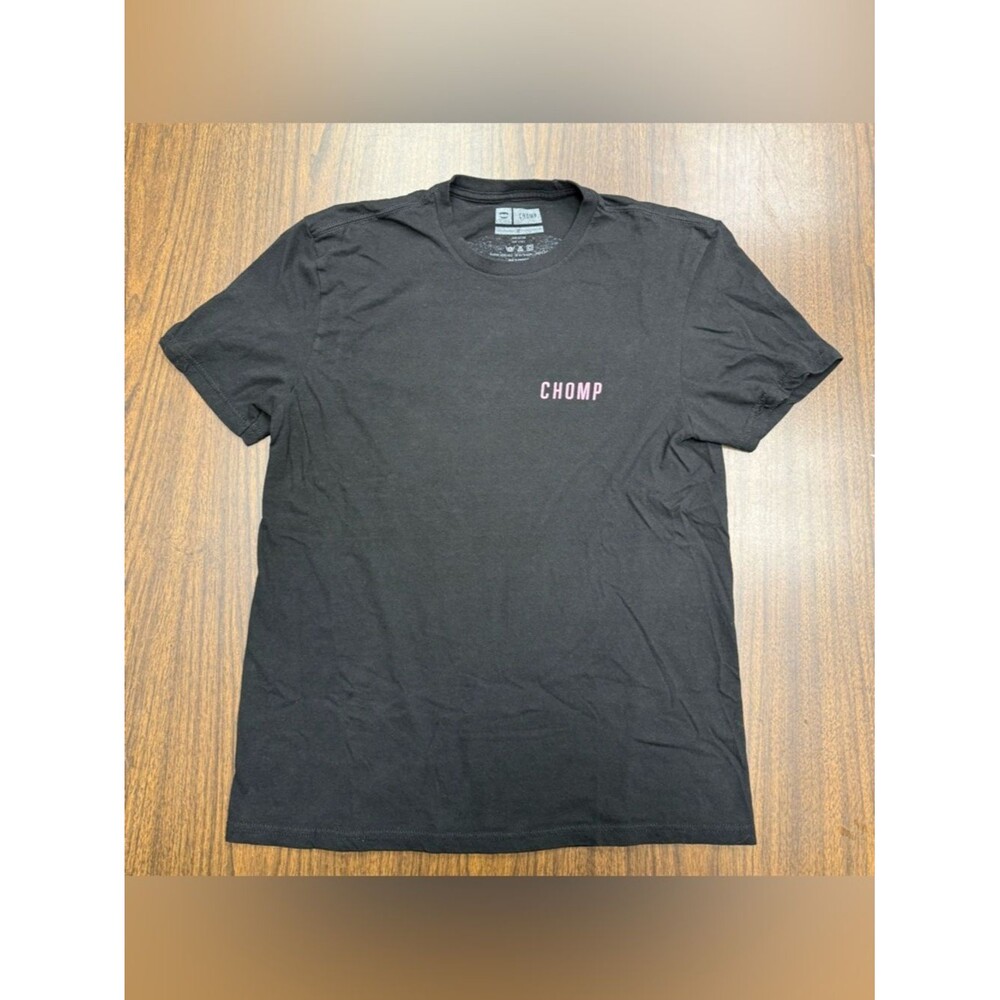 Chomp Sunset Undead Men's Black T-Shirt with Pink Graphic Mens Size Large - Picture 3 of 5